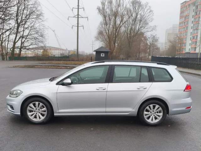 Volkswagen Golf - фото 5