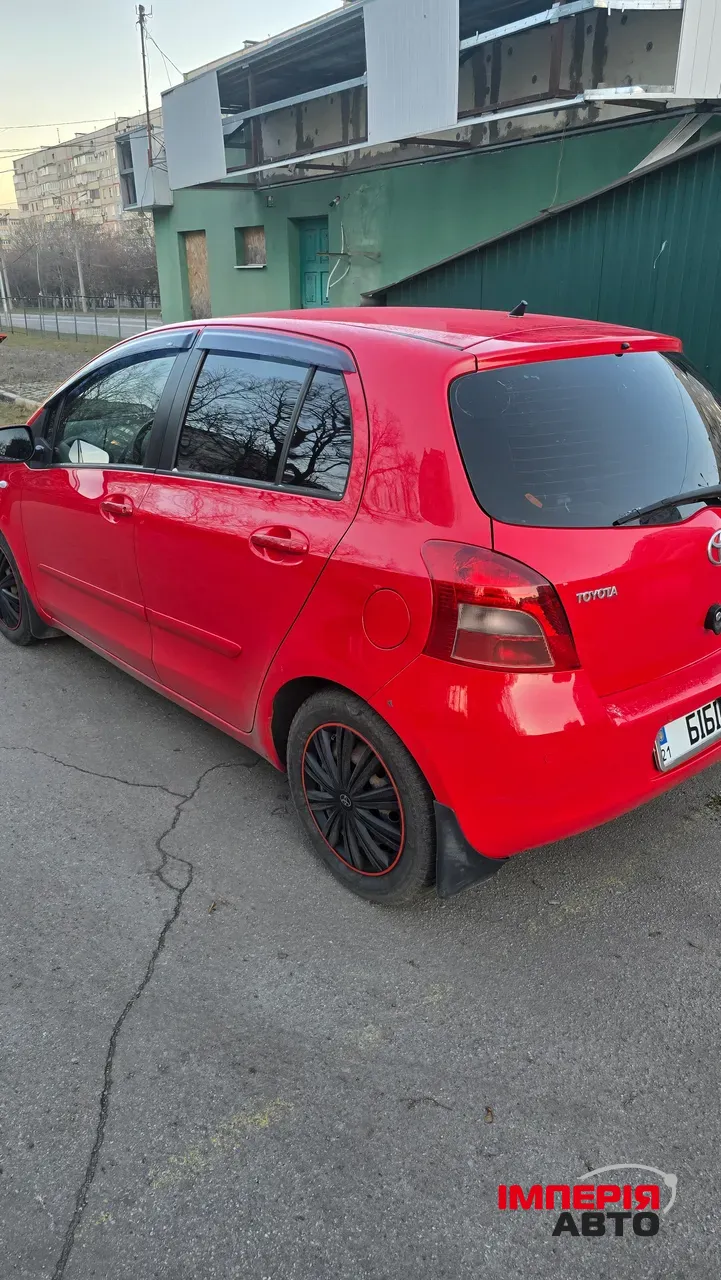 Toyota Yaris - фото 5