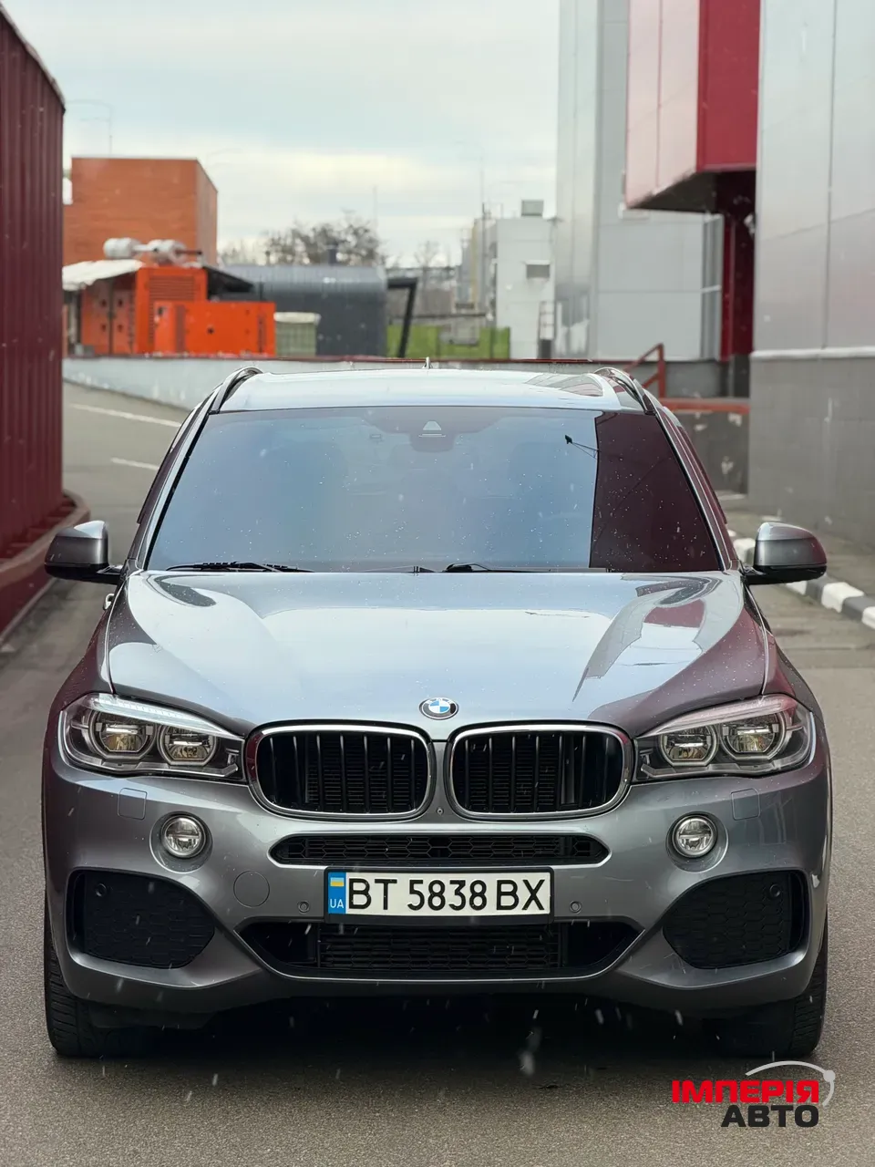 BMW X5 - фото 2