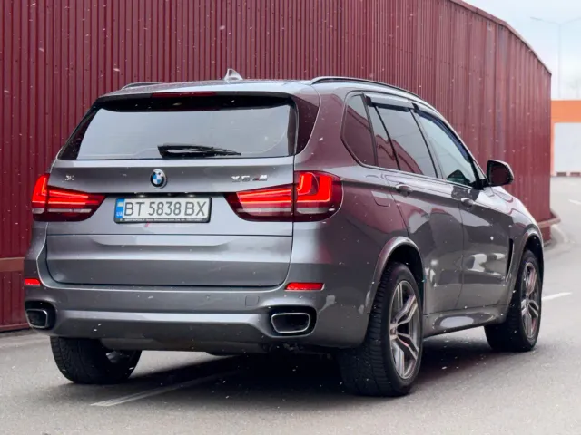 BMW X5 - фото 5