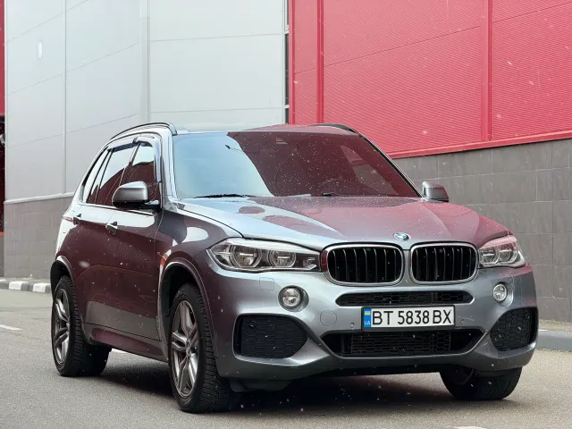 BMW X5 - фото 3