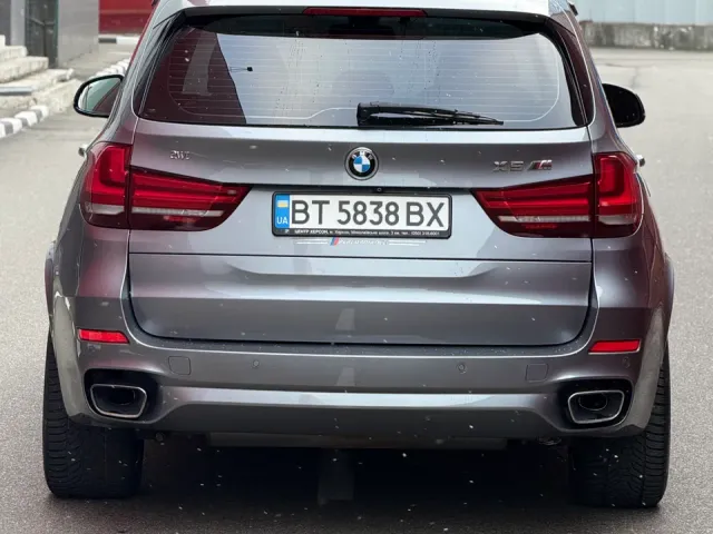 BMW X5 - фото 4