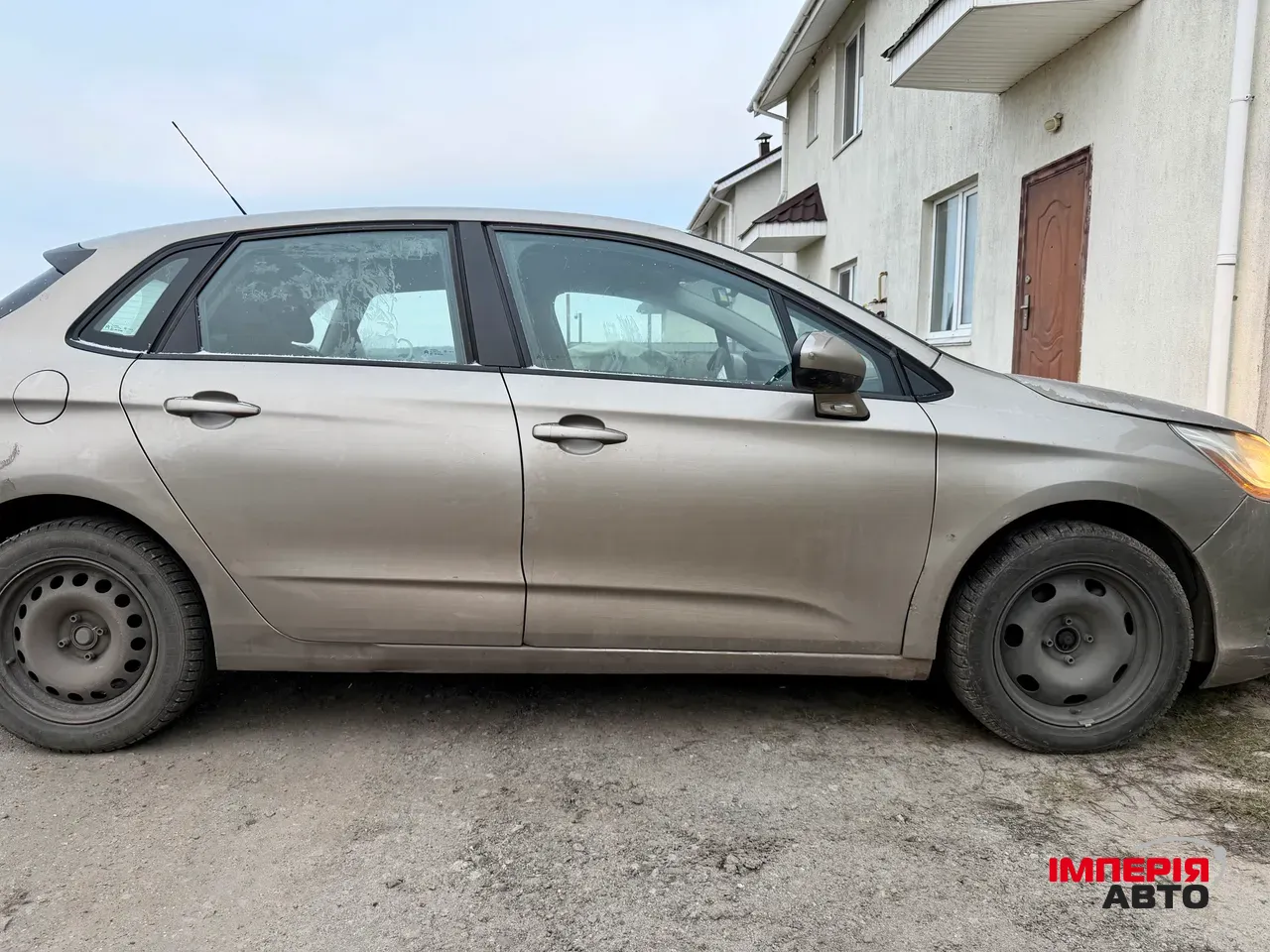 Citroen C4 - фото 3