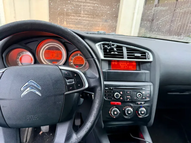 Citroen C4 - фото 2