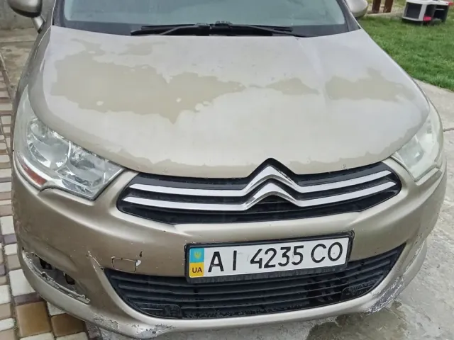 Citroen C4 - фото 1