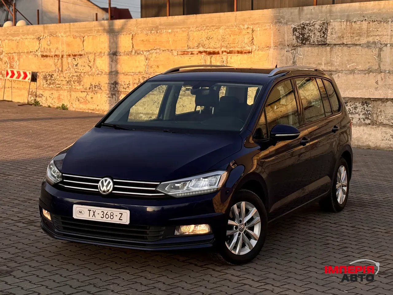 Volkswagen Touran - фото 7
