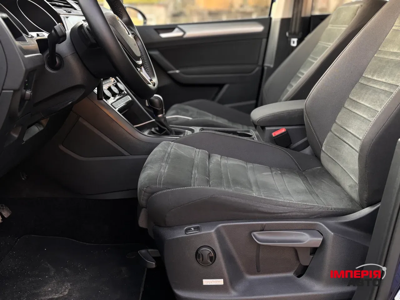 Volkswagen Touran - фото 17