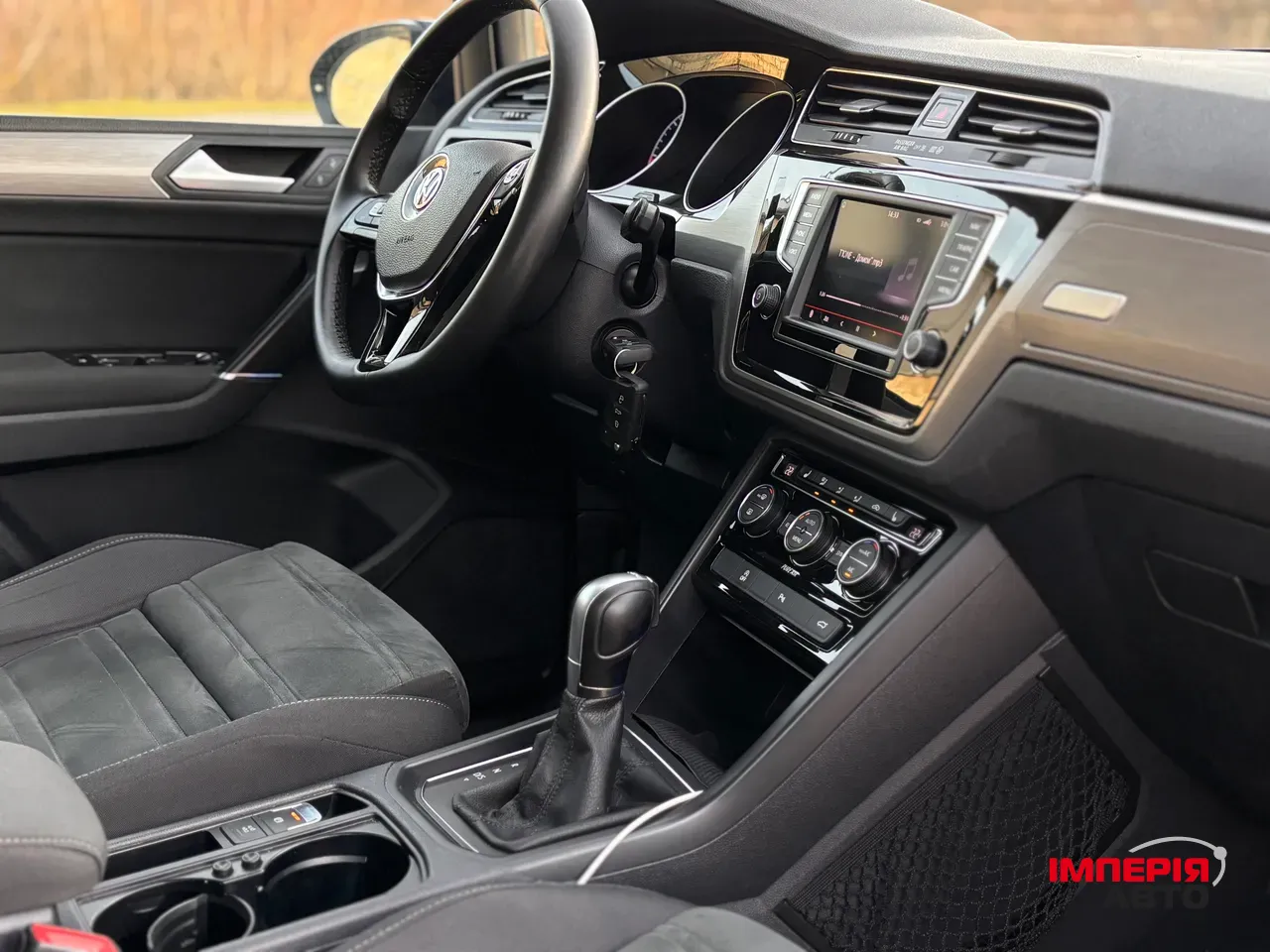 Volkswagen Touran - фото 26