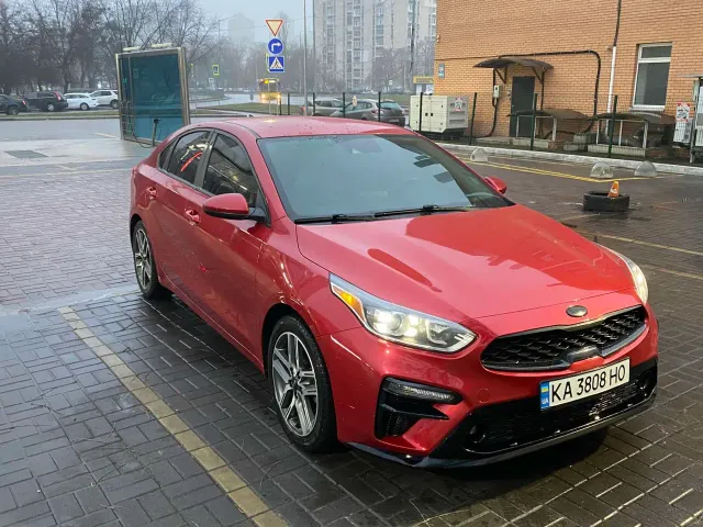 Kia Forte - фото 1