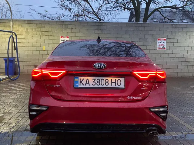 Kia Forte - фото 3