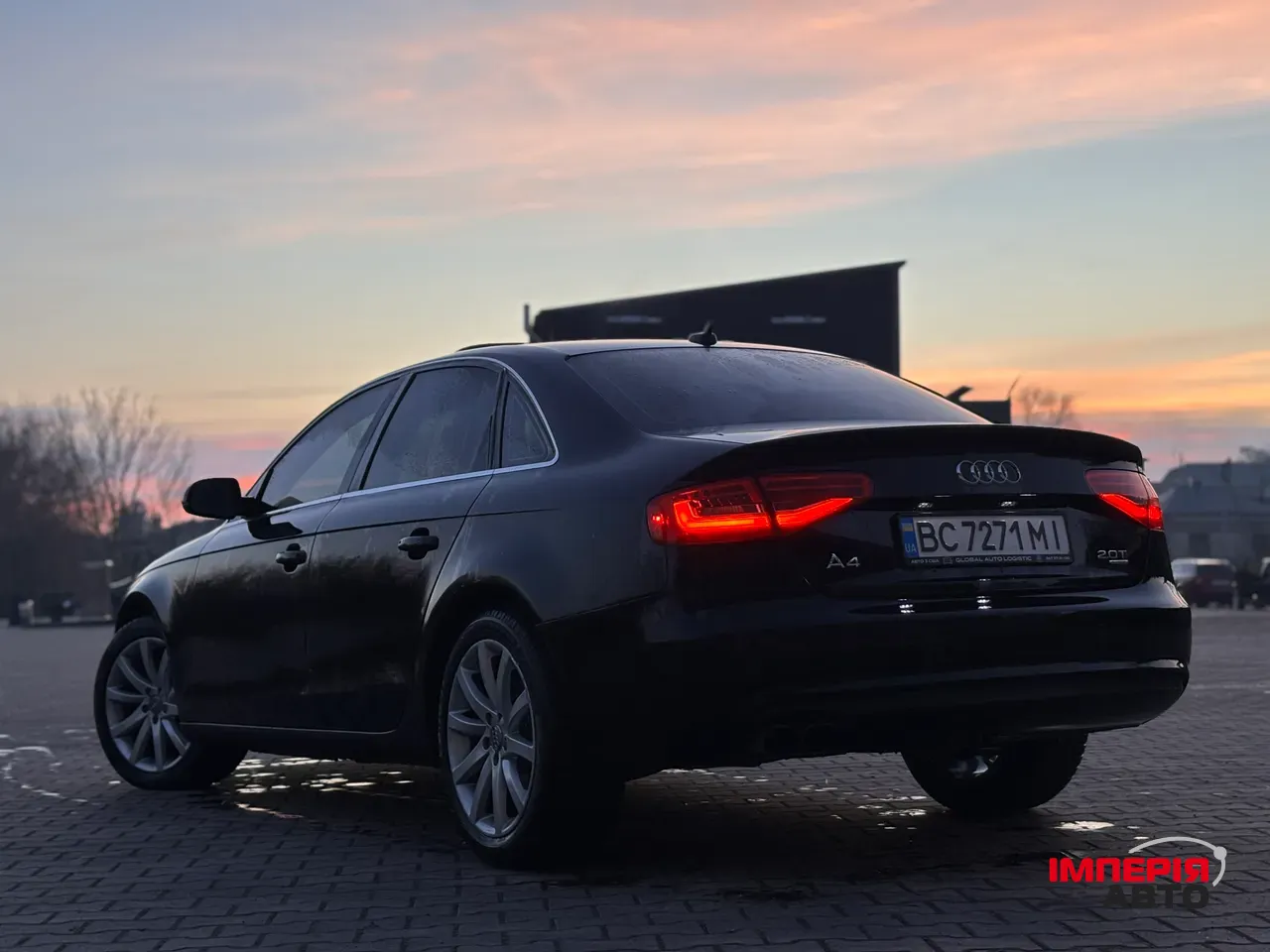 Audi A4 - фото 14