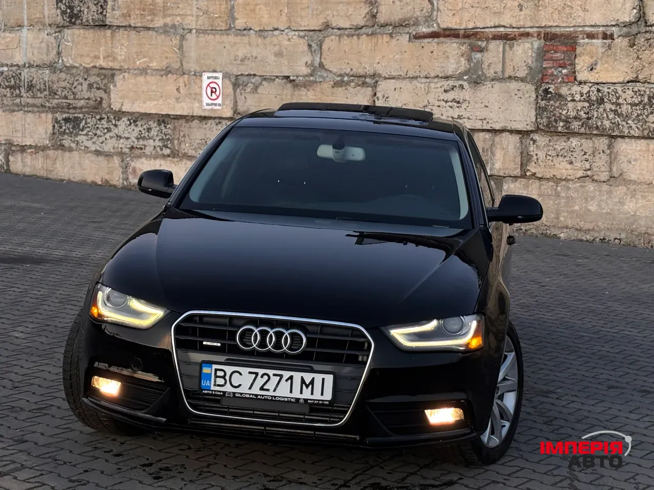 Audi A4 - фото 6