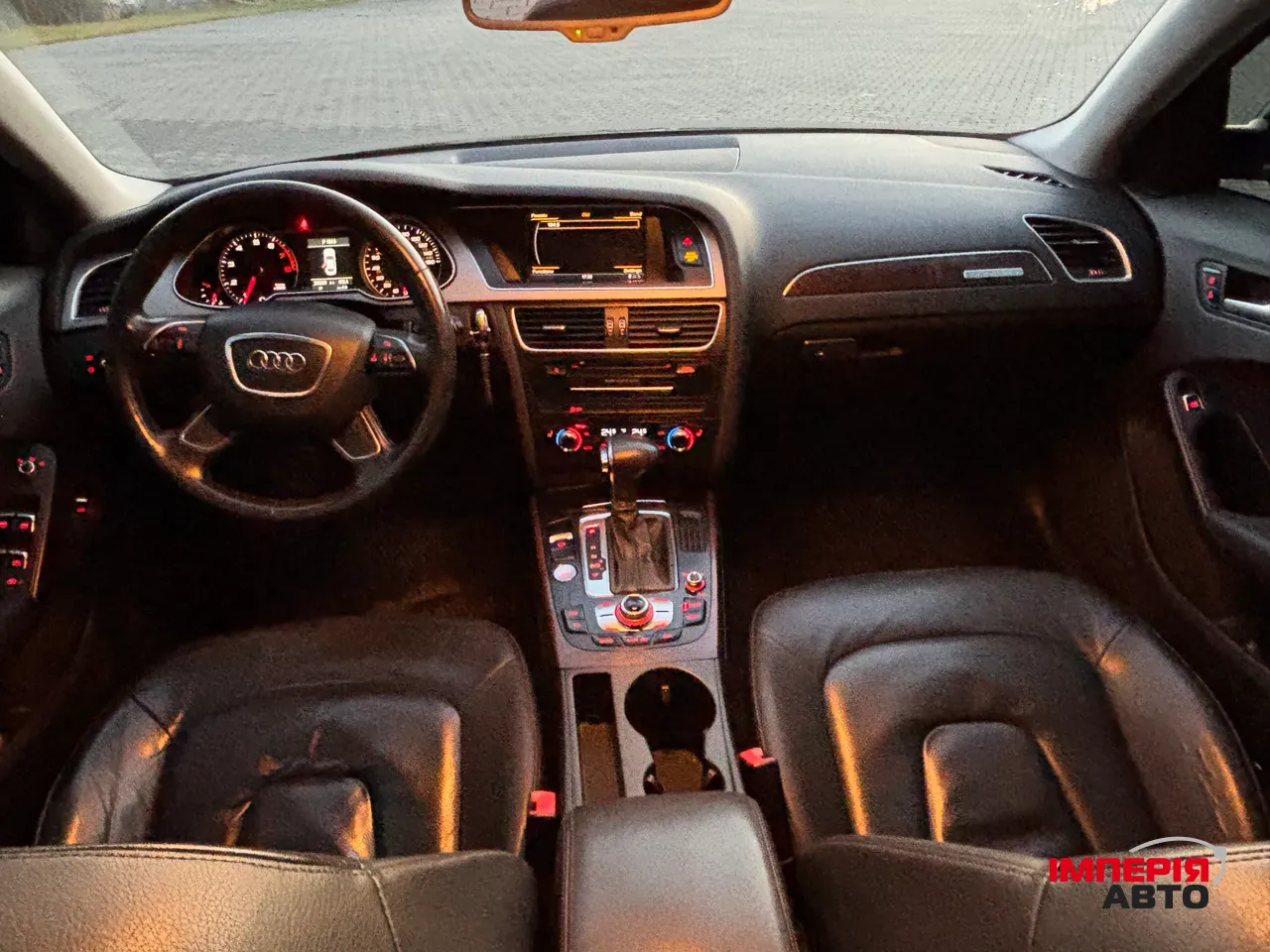 Audi A4 - фото 24