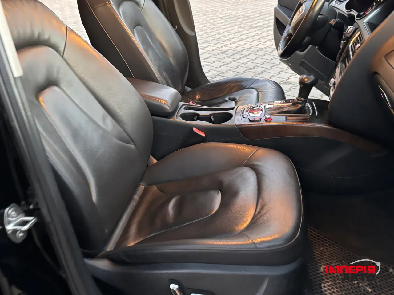 Audi A4 - фото 23