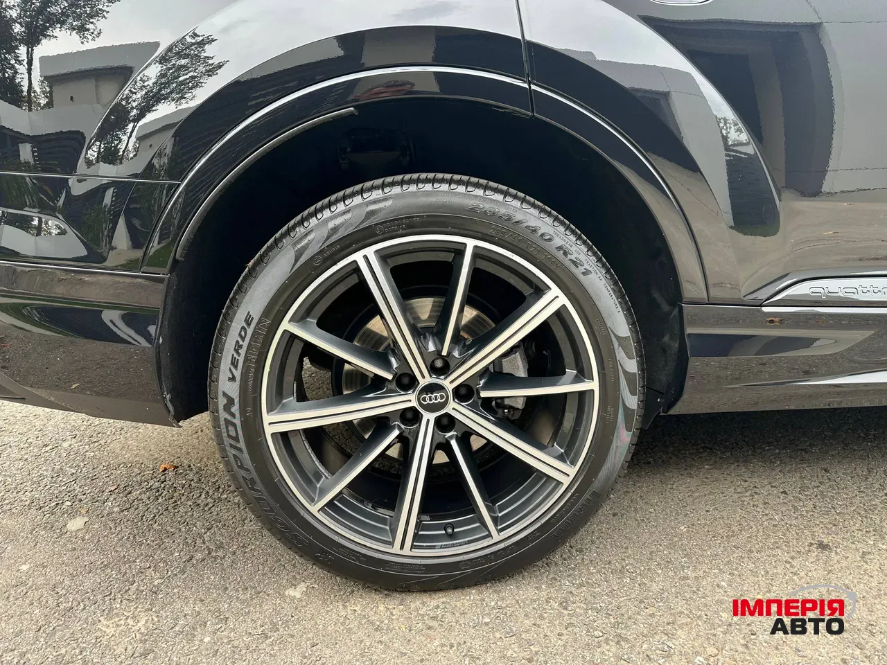 Audi Q7 - фото 16