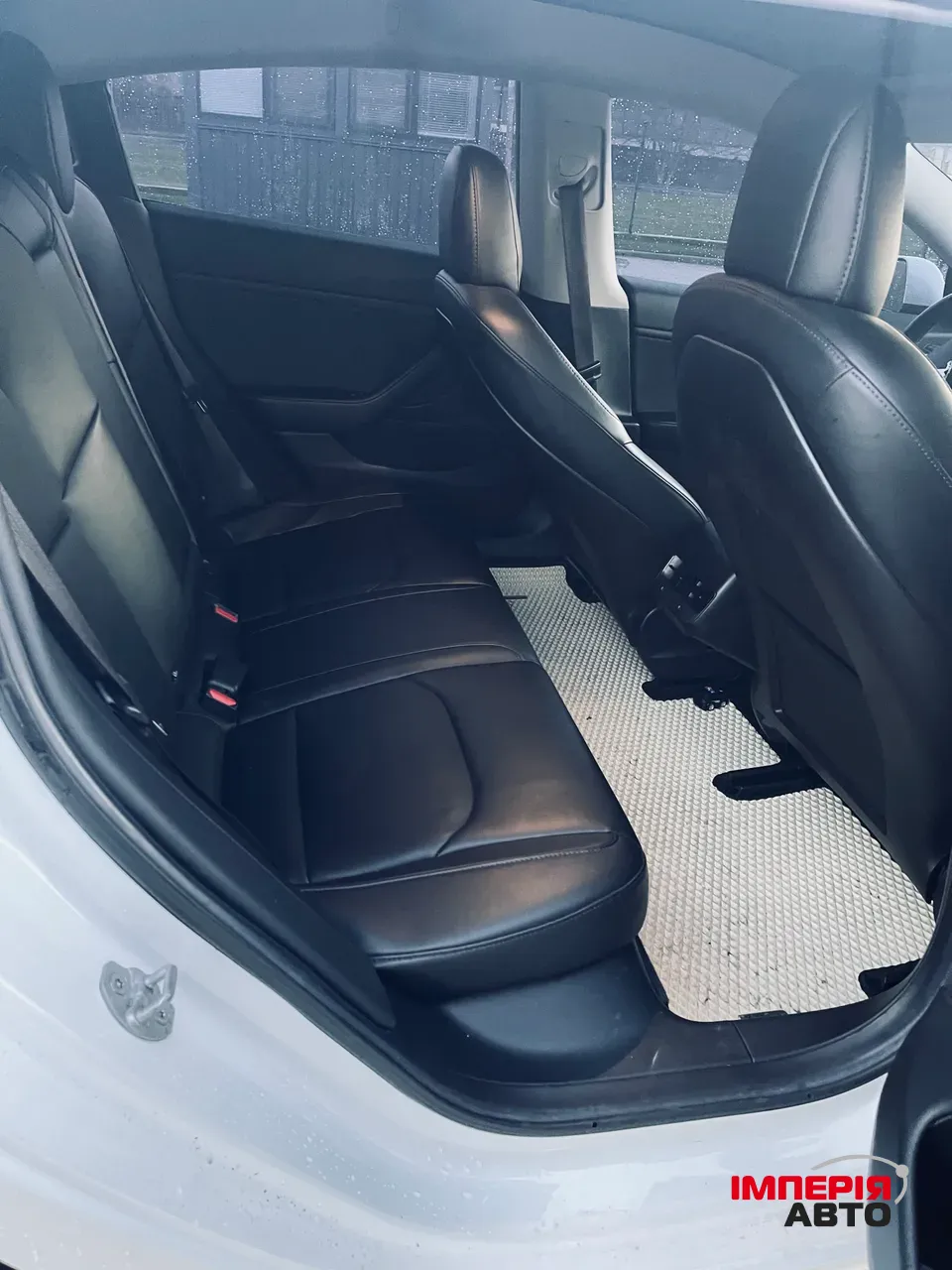 Tesla Model 3 - фото 14