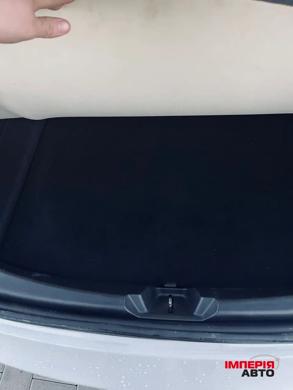 Tesla Model 3 - фото 9
