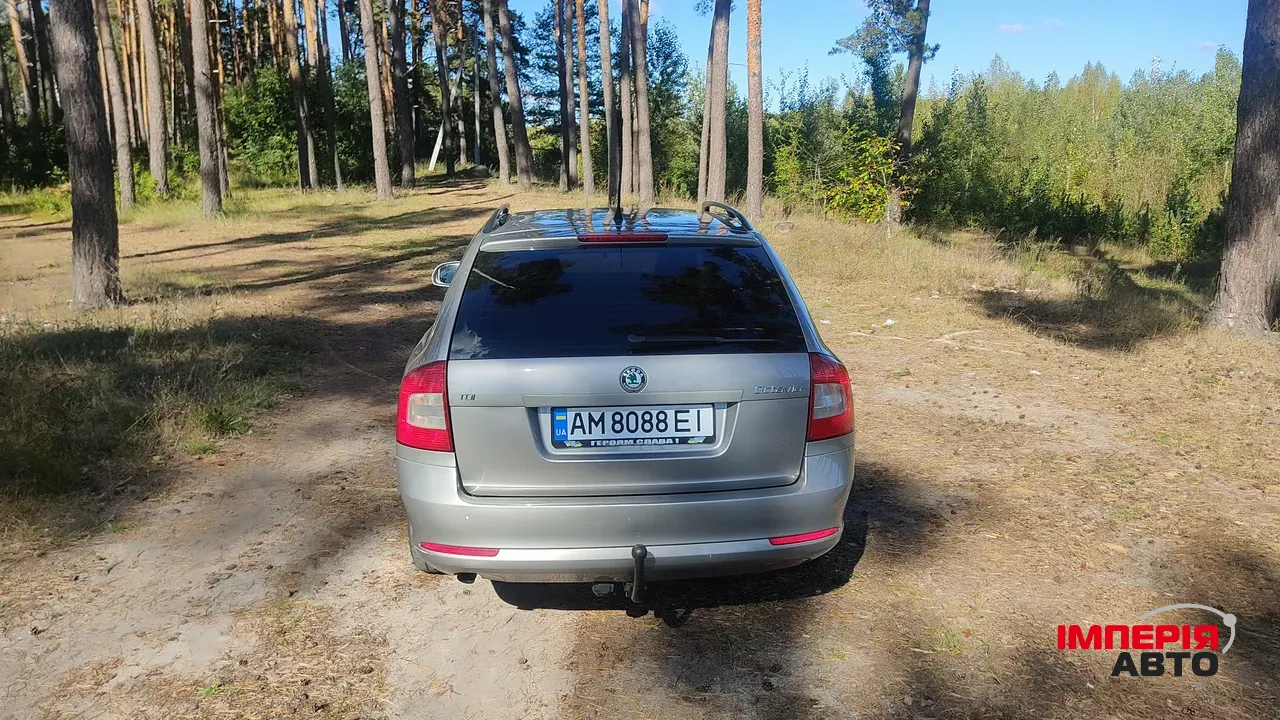 Skoda Octavia - фото 12