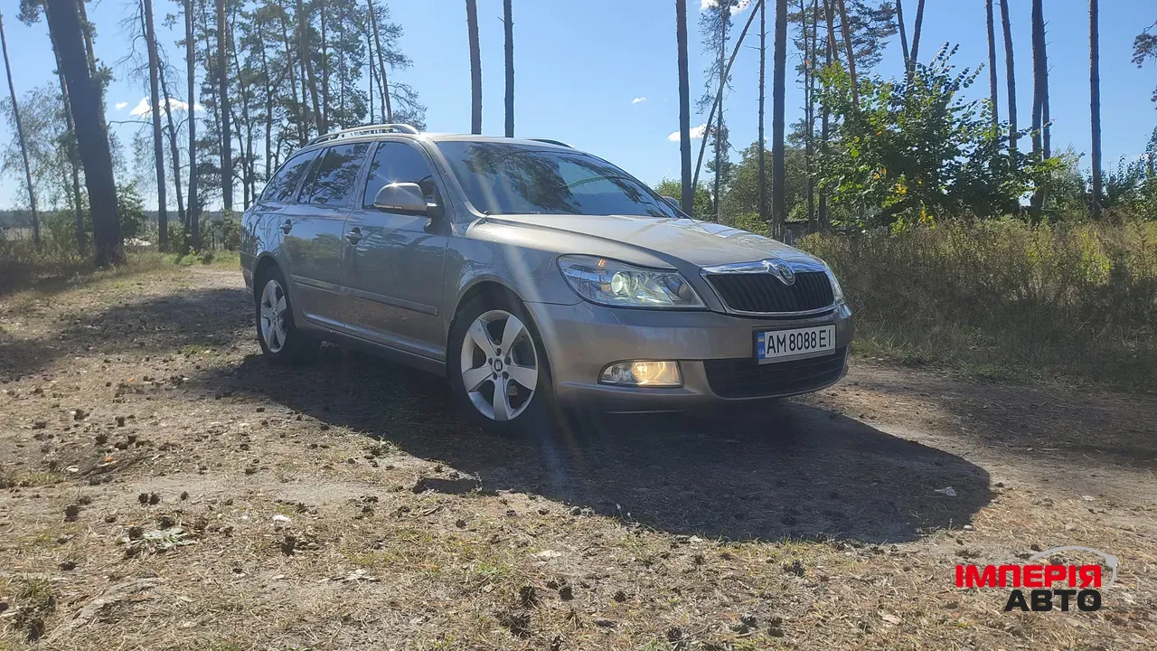Skoda Octavia - фото 1