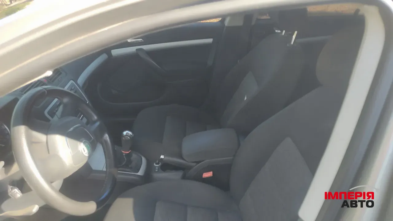 Skoda Octavia - фото 30