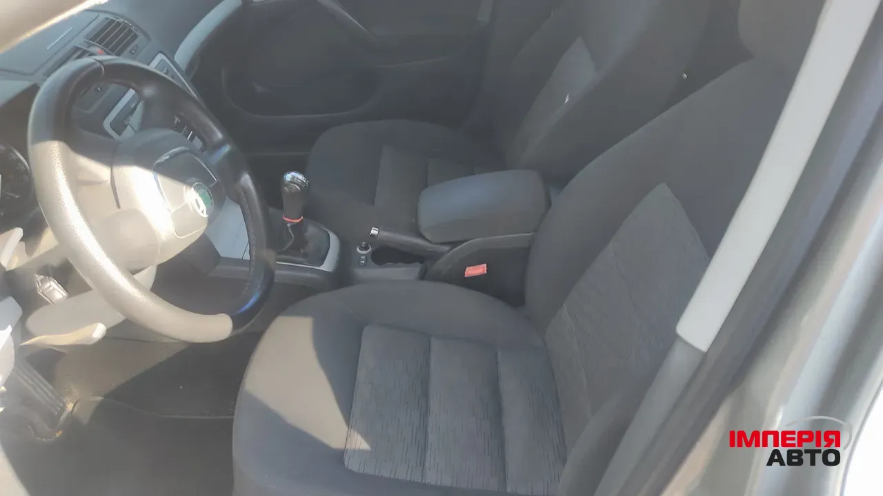 Skoda Octavia - фото 29