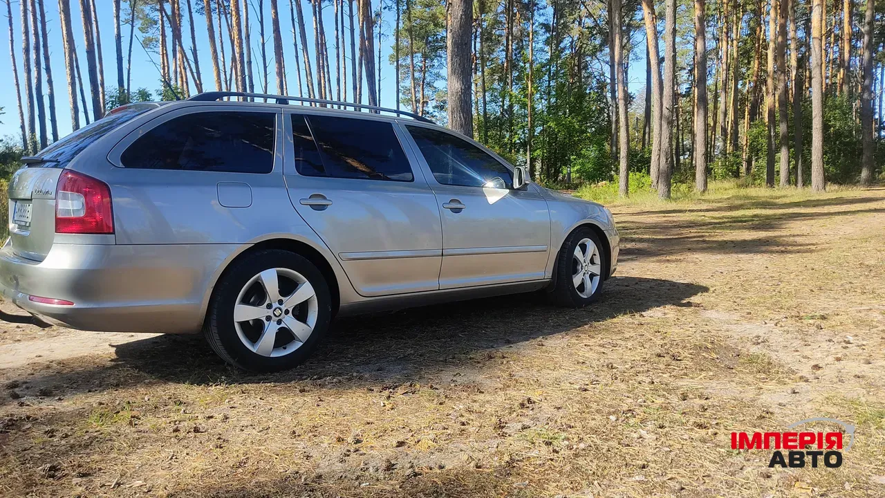 Skoda Octavia - фото 8