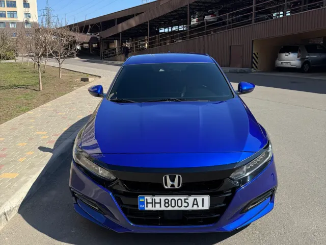 Honda Accord - фото 1