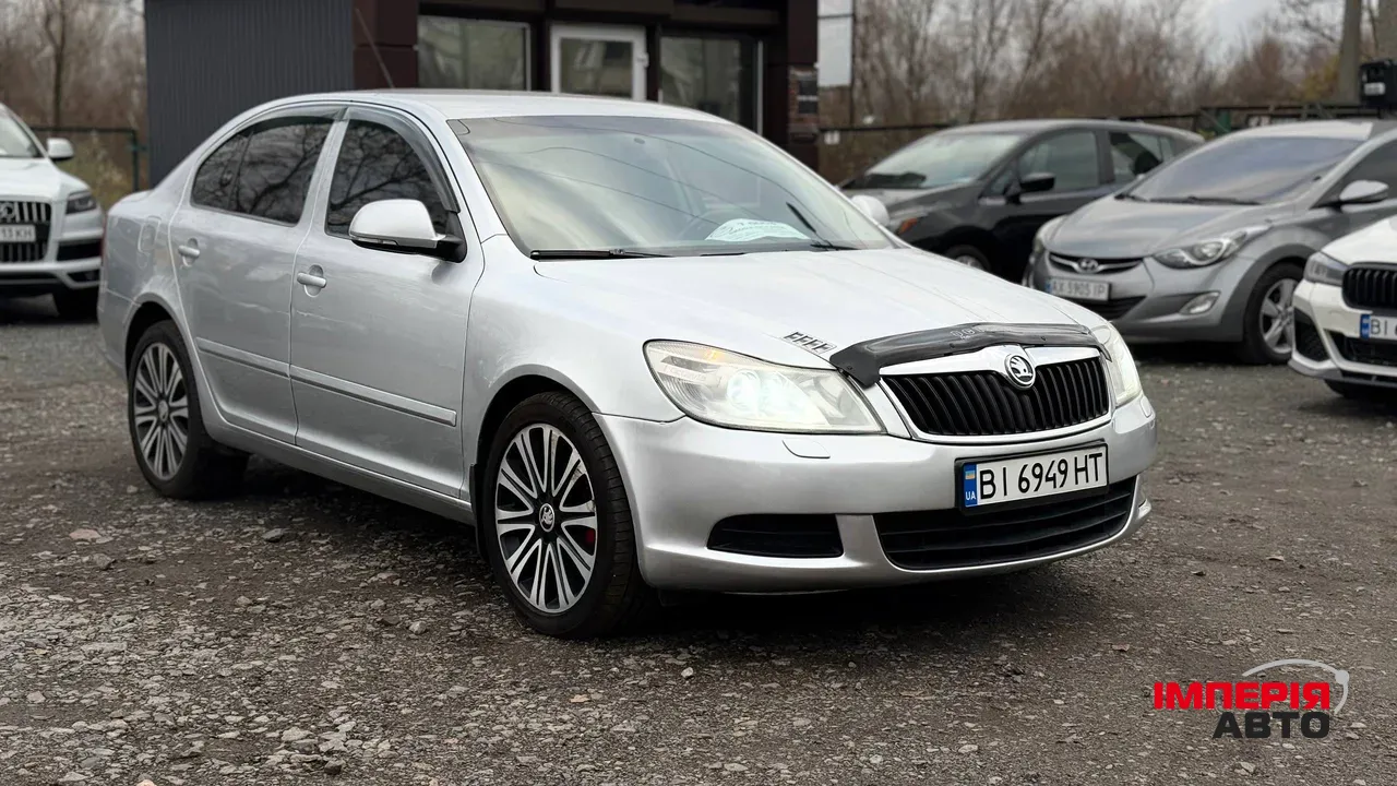 Skoda Octavia - фото 3