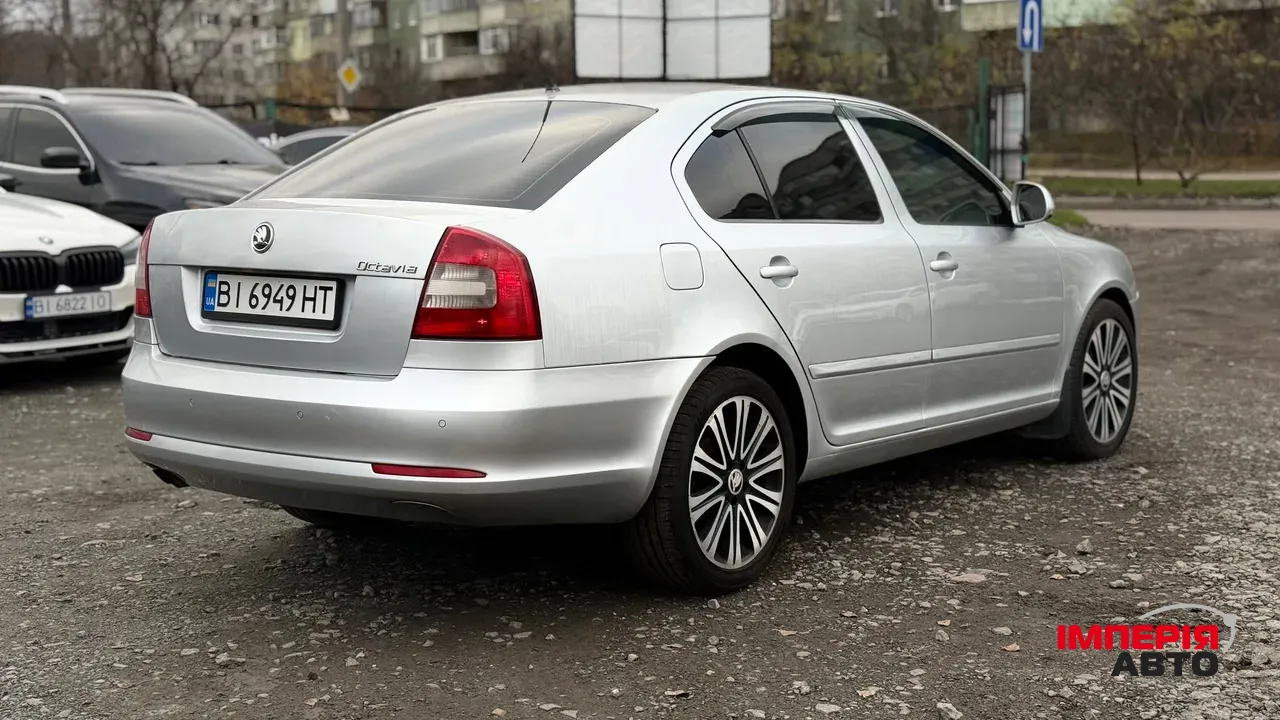 Skoda Octavia - фото 4