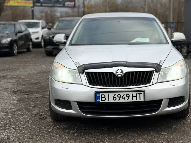 Skoda Octavia - фото 2