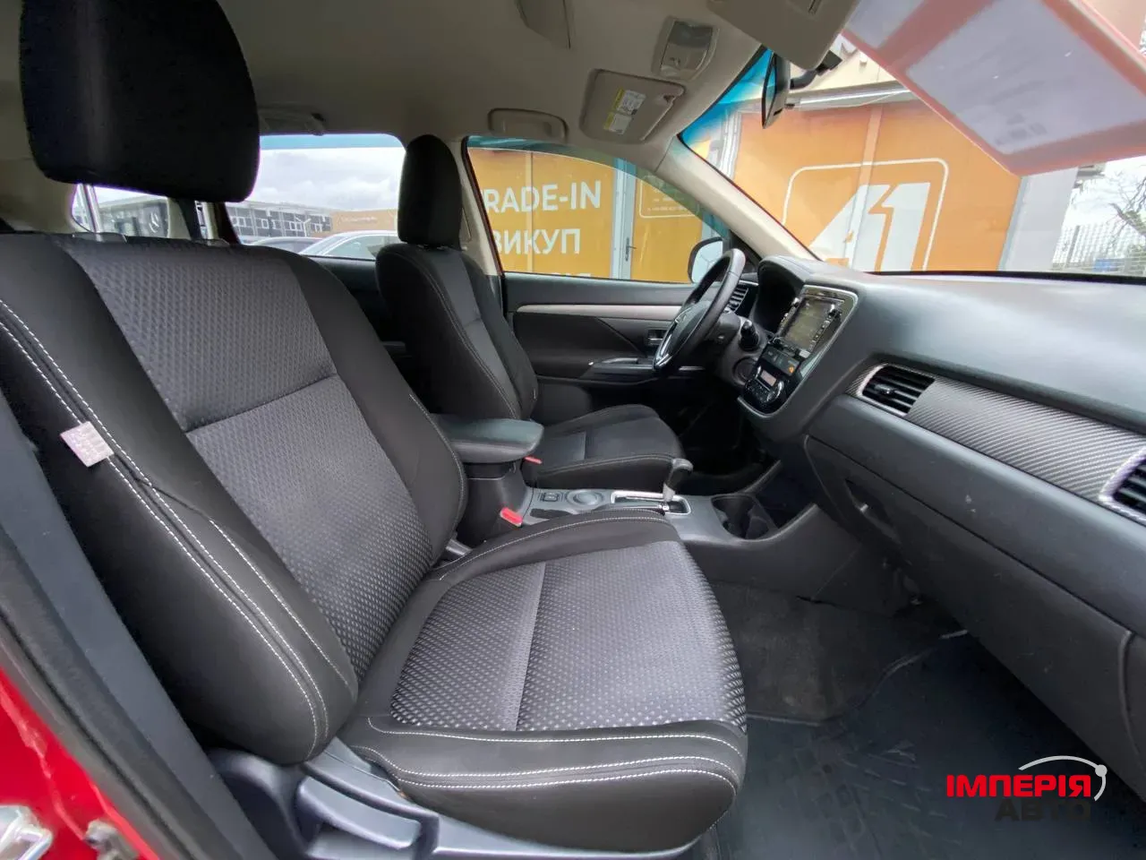 Mitsubishi Outlander - фото 13