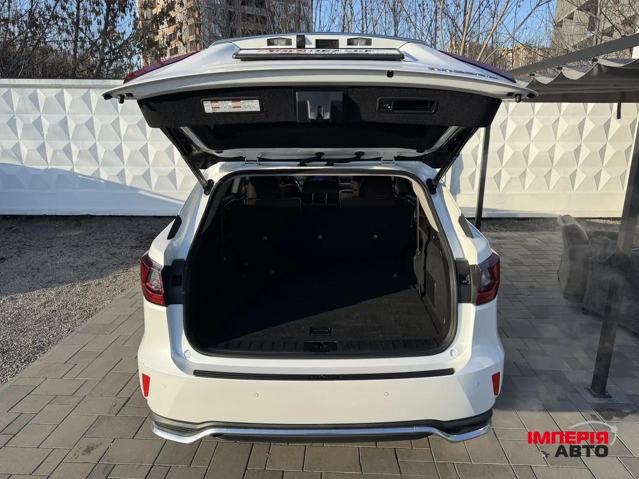 Lexus RX - фото 11