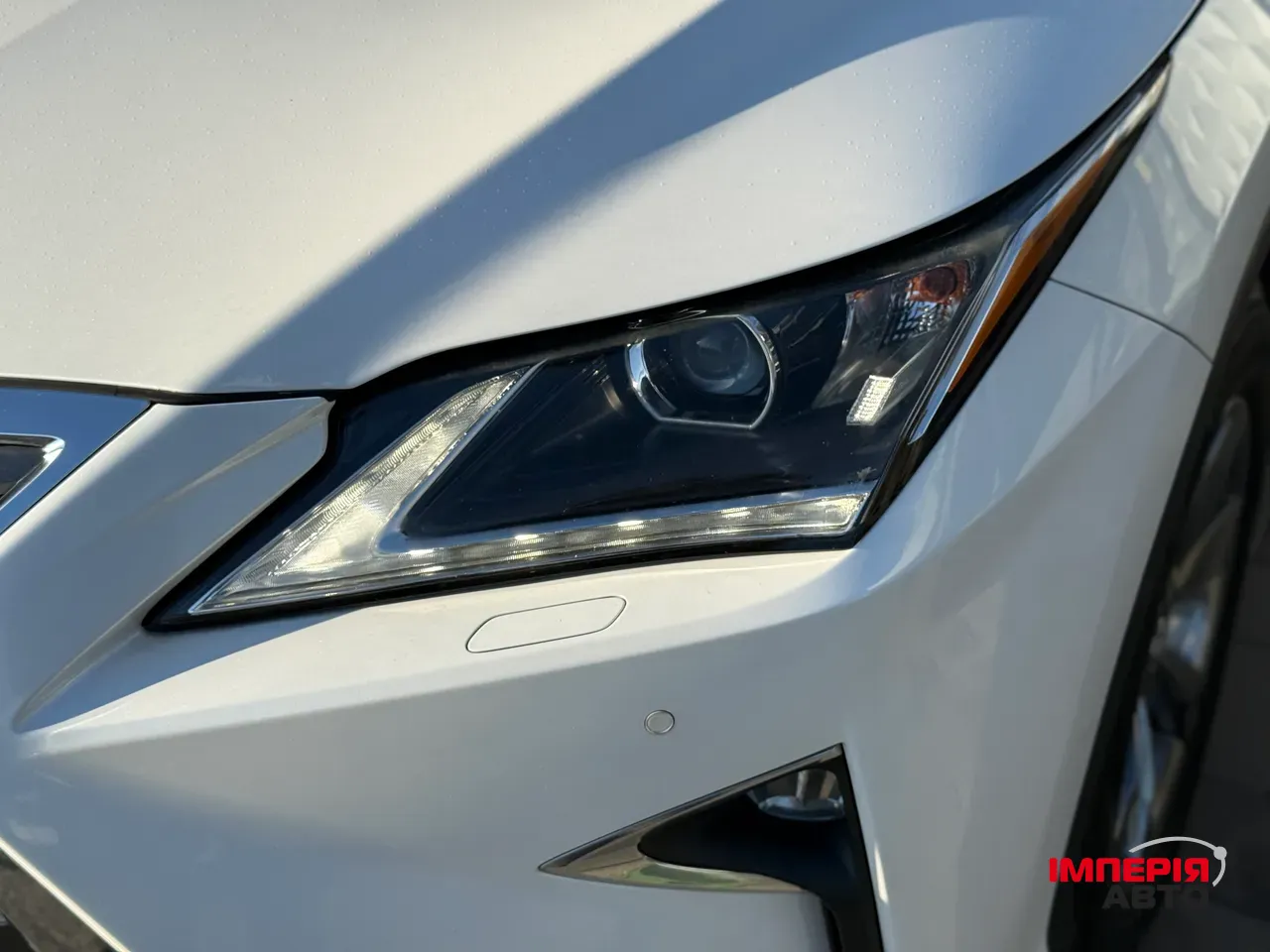 Lexus RX - фото 5