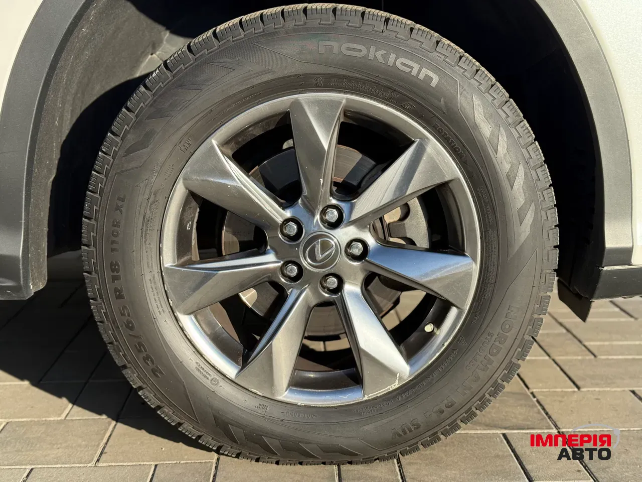 Lexus RX - фото 7
