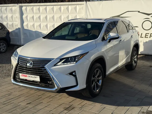 Lexus RX - фото 4