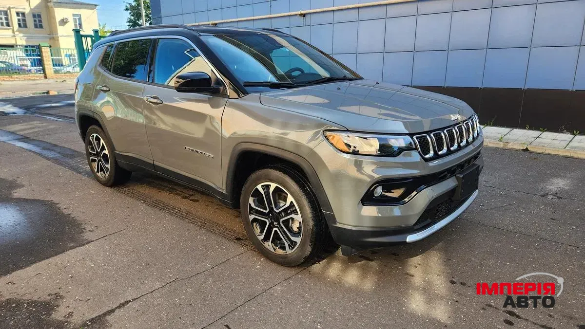 Jeep Compass - фото 2