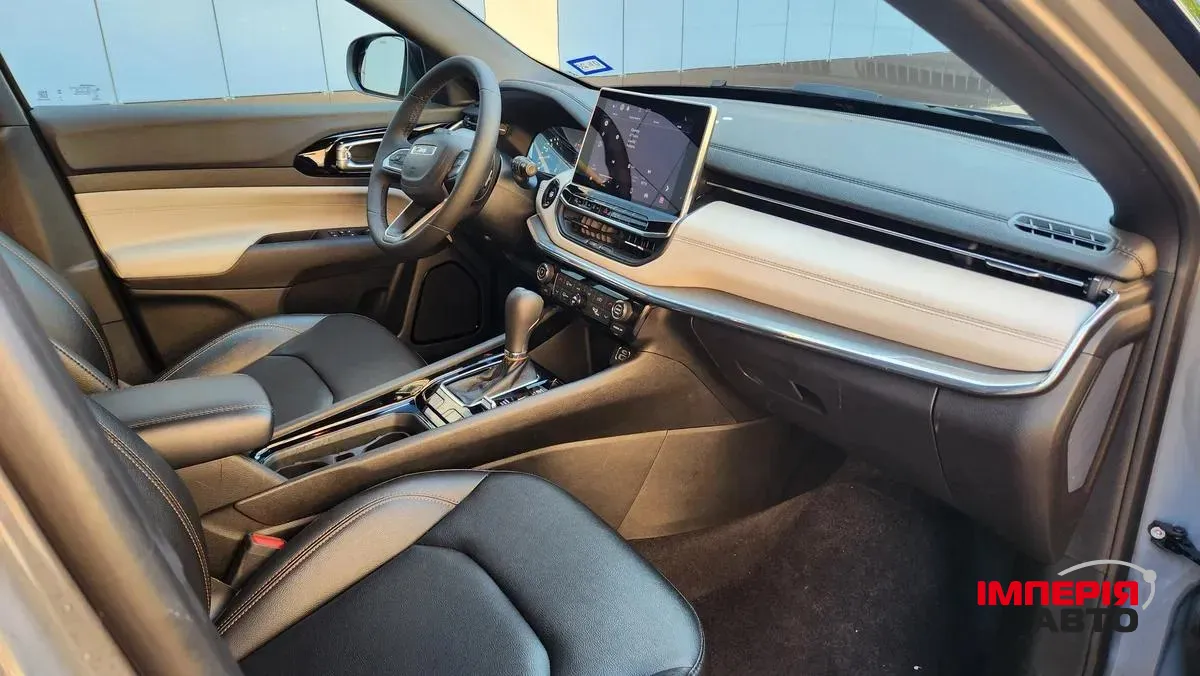 Jeep Compass - фото 8