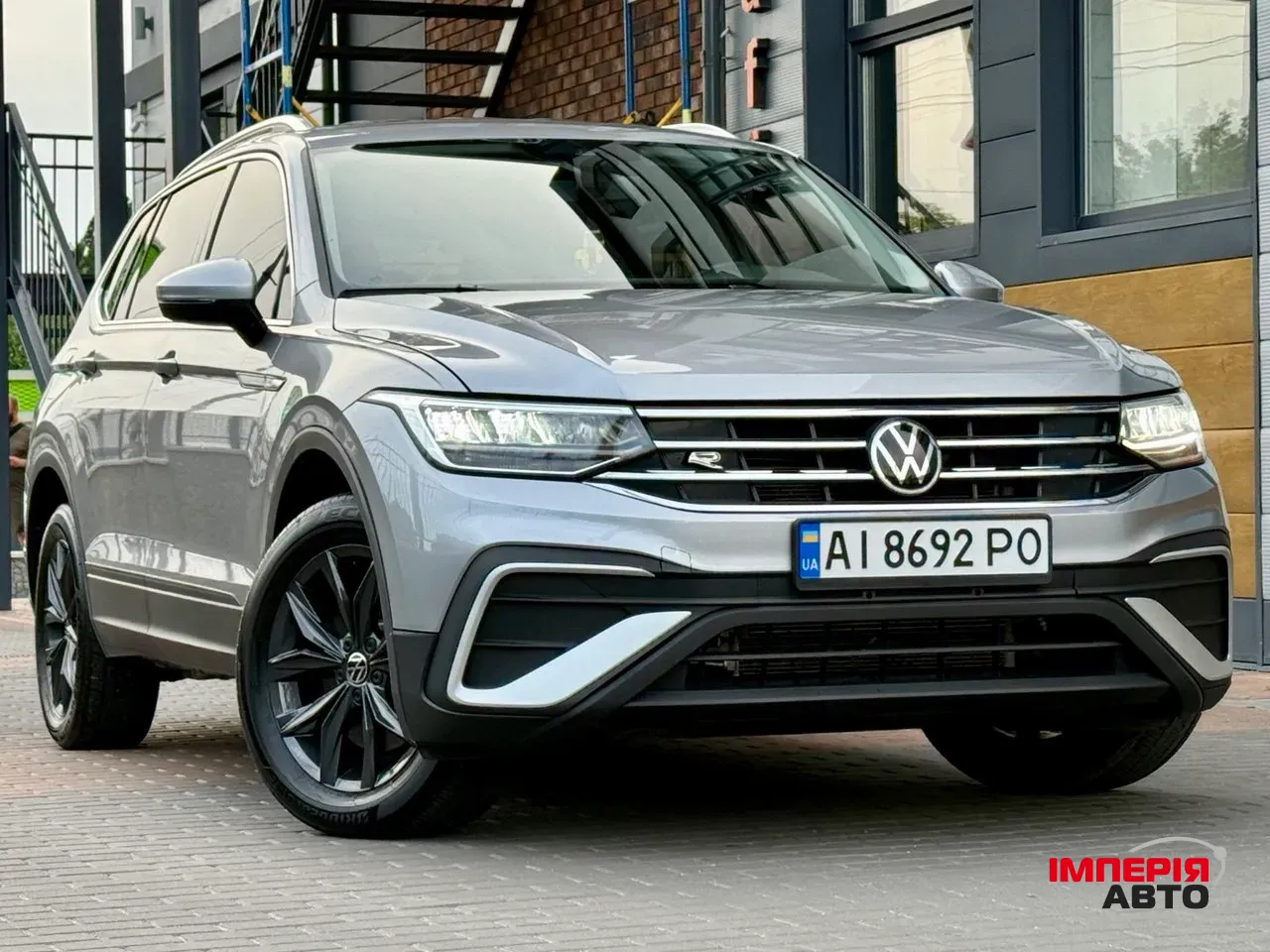 Volkswagen Tiguan R - фото 15