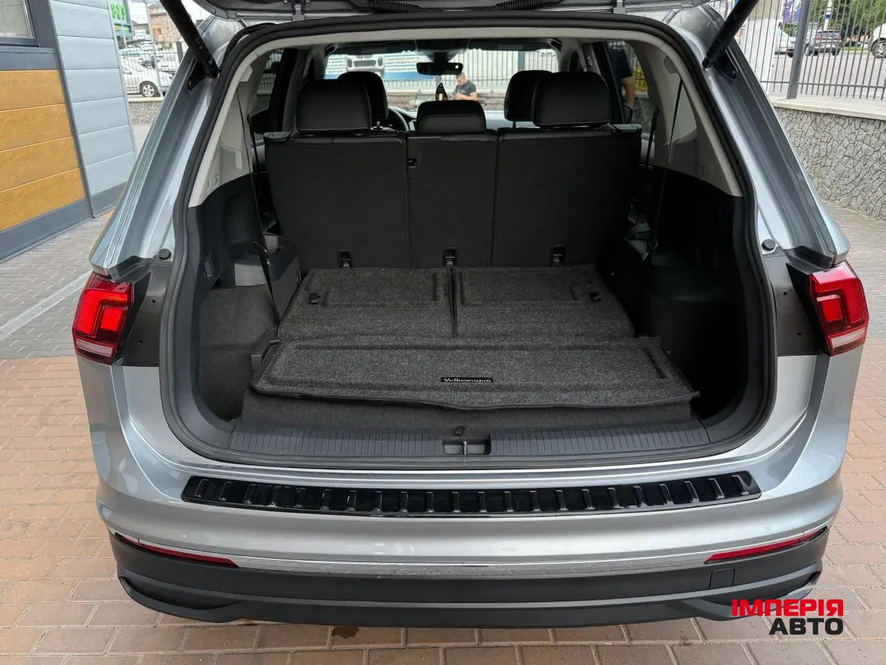 Volkswagen Tiguan R - фото 30