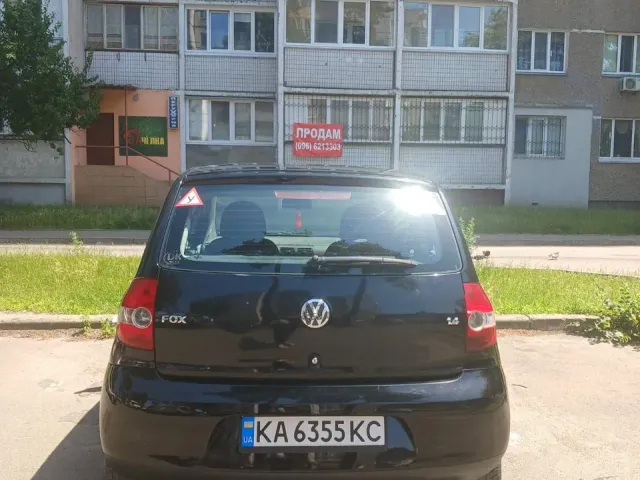 Volkswagen Fox - фото 2