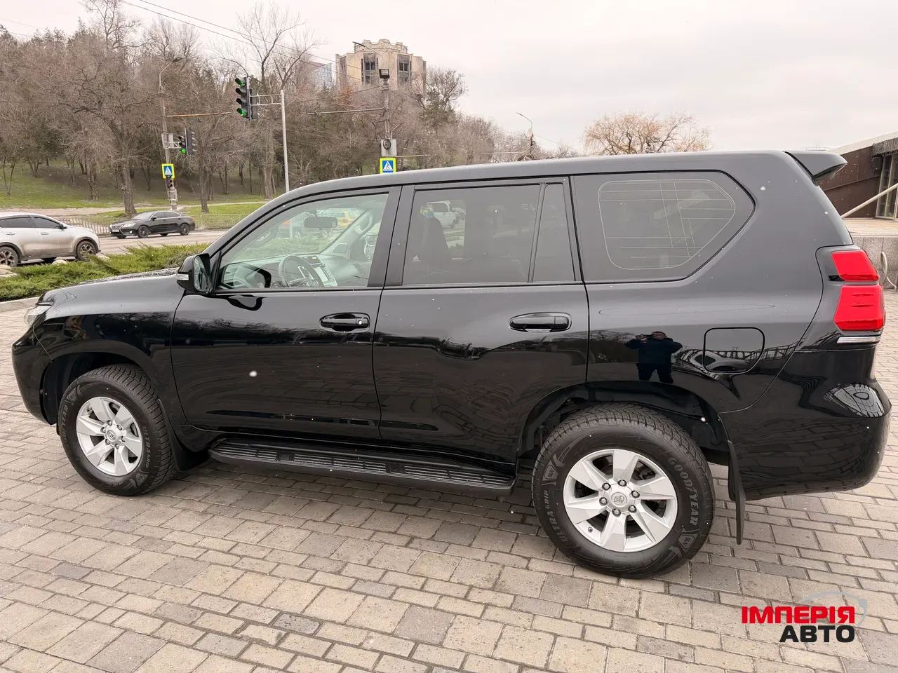 Toyota Land Cruiser Prado - фото 11