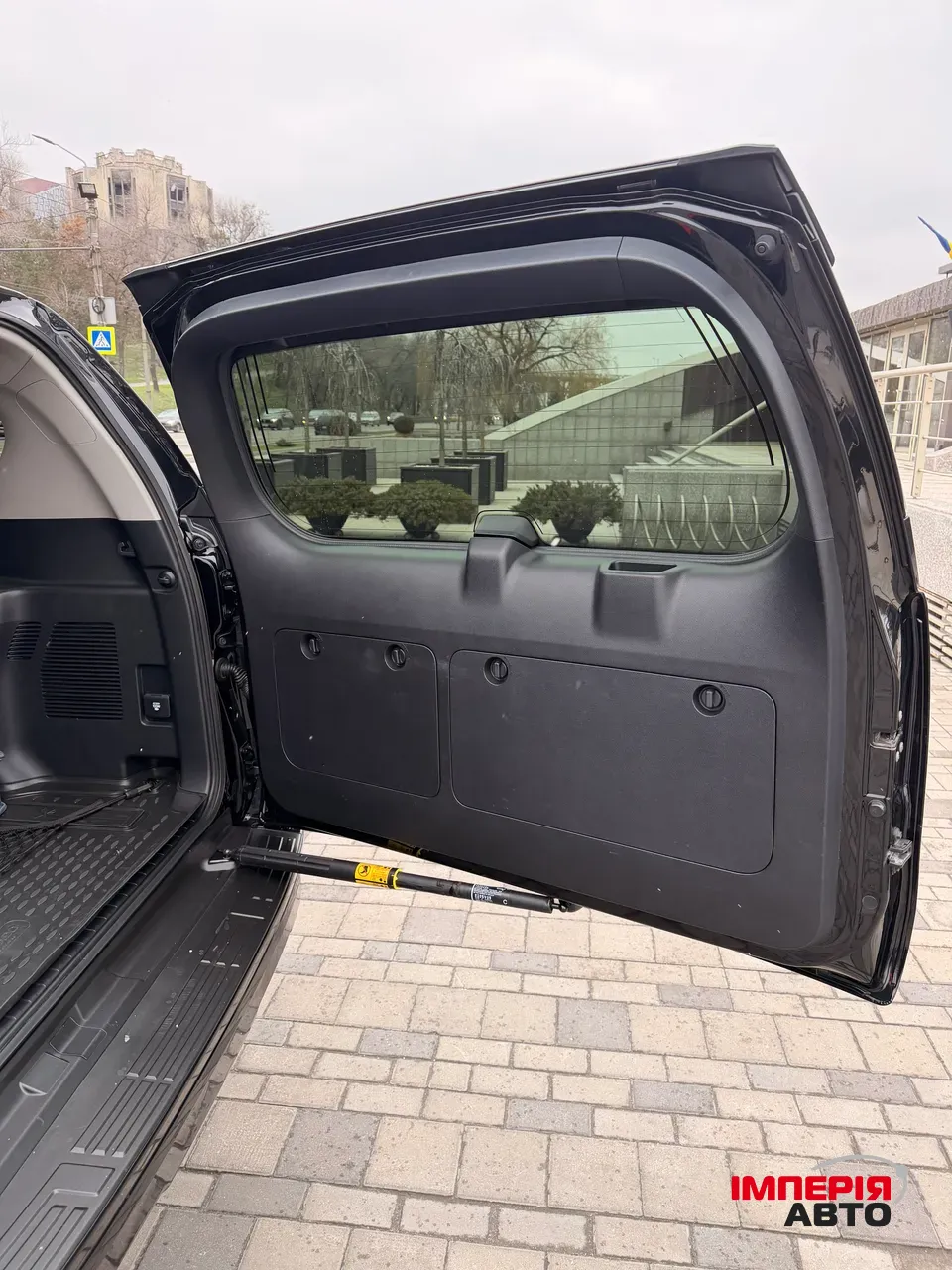 Toyota Land Cruiser Prado - фото 16