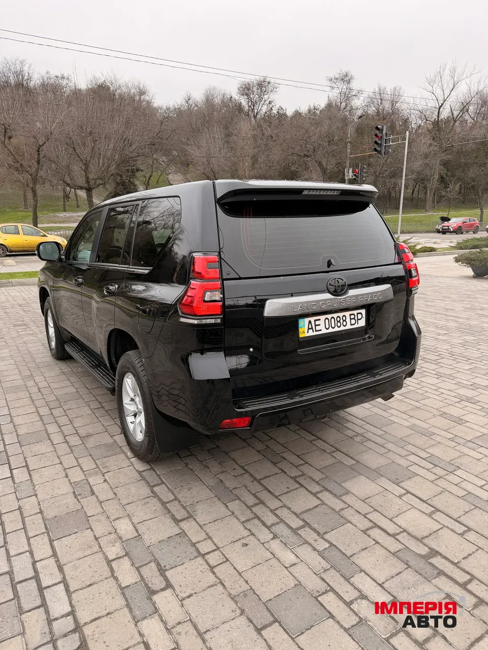 Toyota Land Cruiser Prado - фото 9