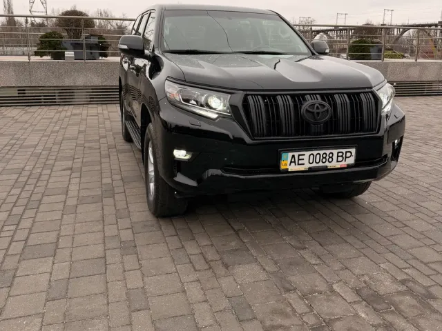 Toyota Land Cruiser Prado - фото 3