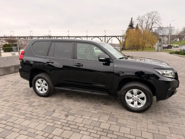 Toyota Land Cruiser Prado - фото 5
