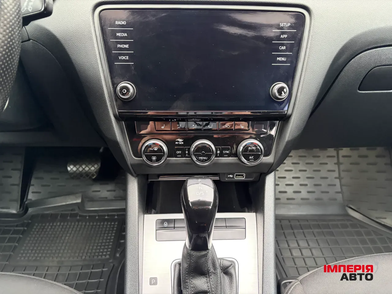 Skoda Octavia - фото 30