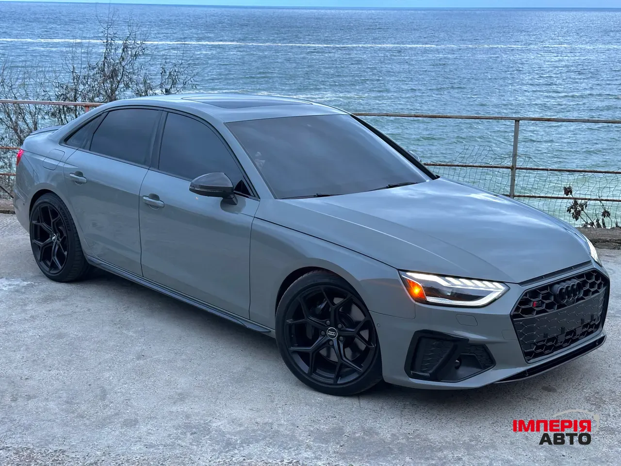 Audi S4 - фото 4