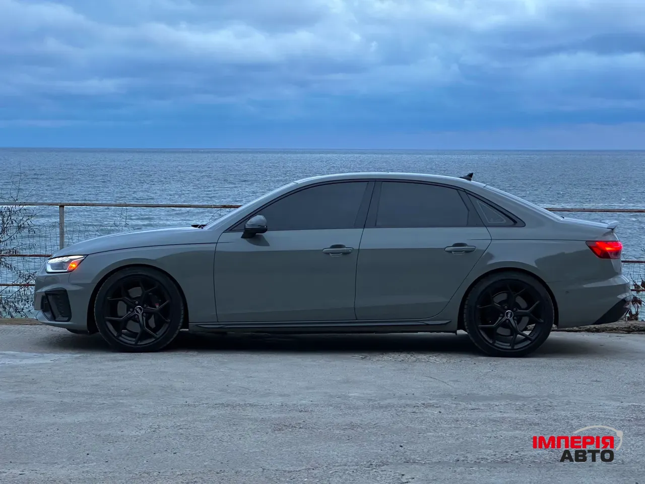 Audi S4 - фото 6