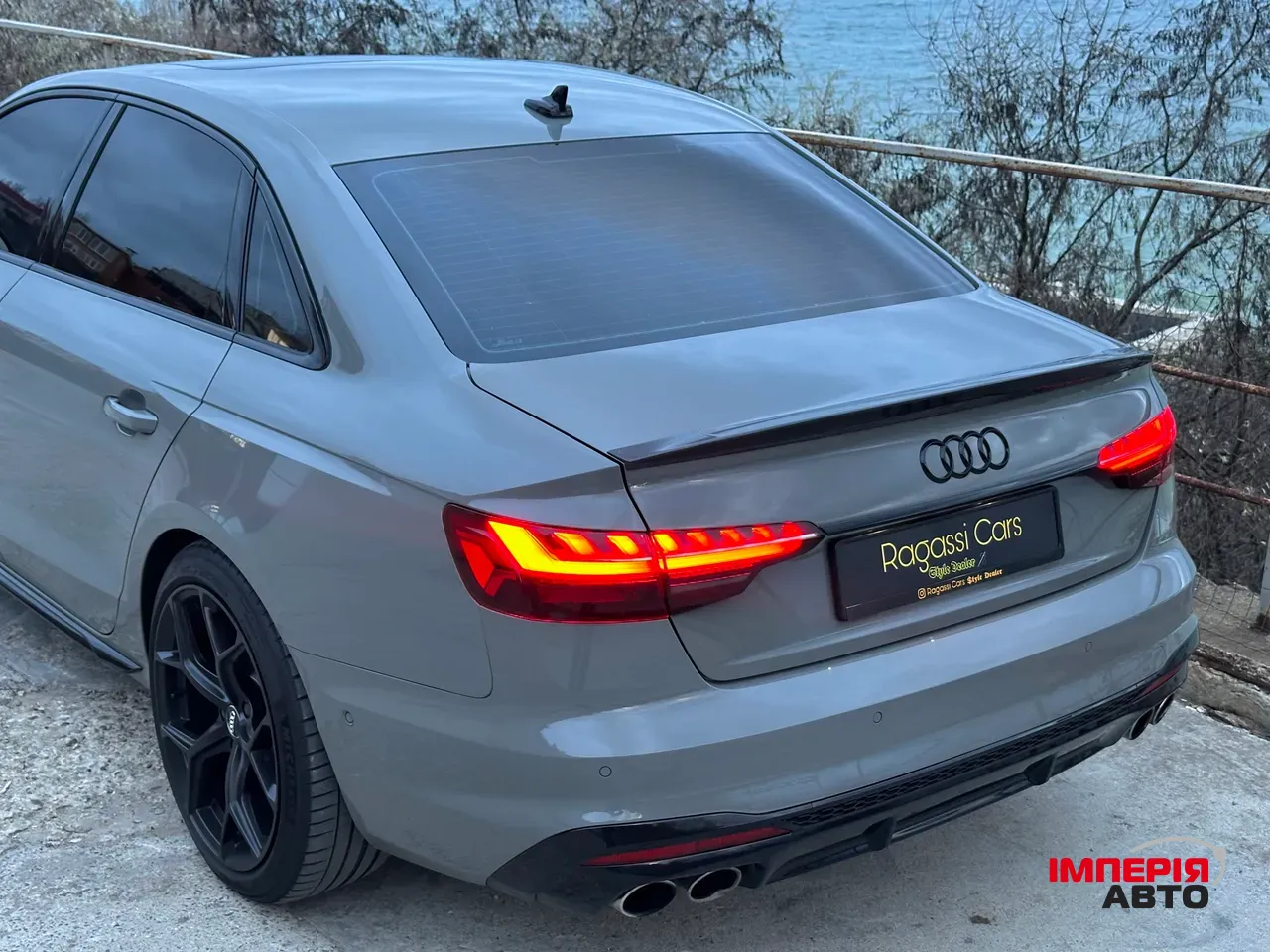 Audi S4 - фото 10