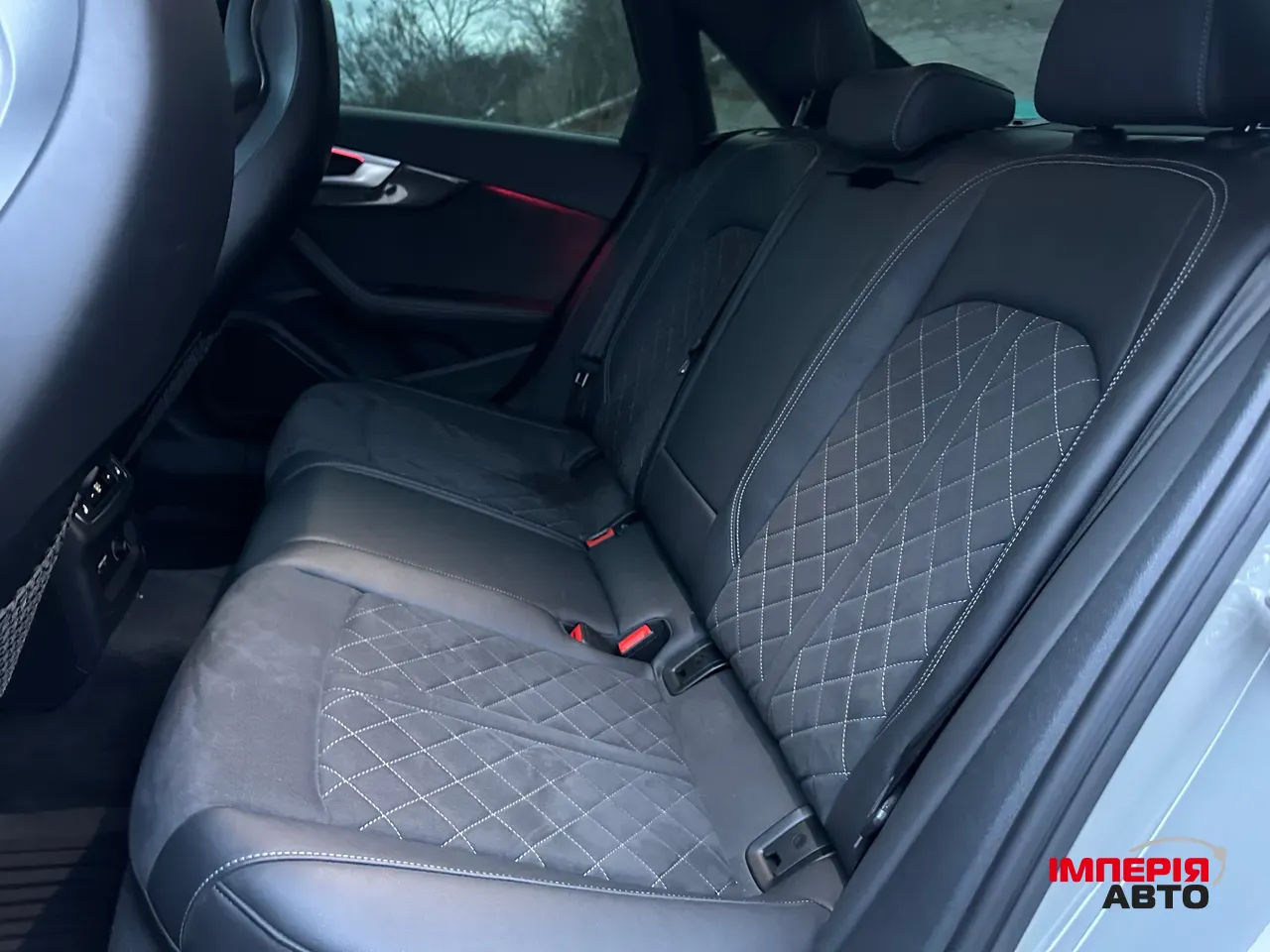 Audi S4 - фото 22